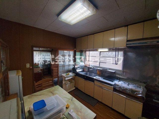 白浜町堅田戸建てのキッチン|キッチンでお料理をお楽しみください