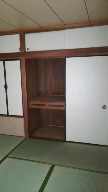 福田（青山）貸家の収納