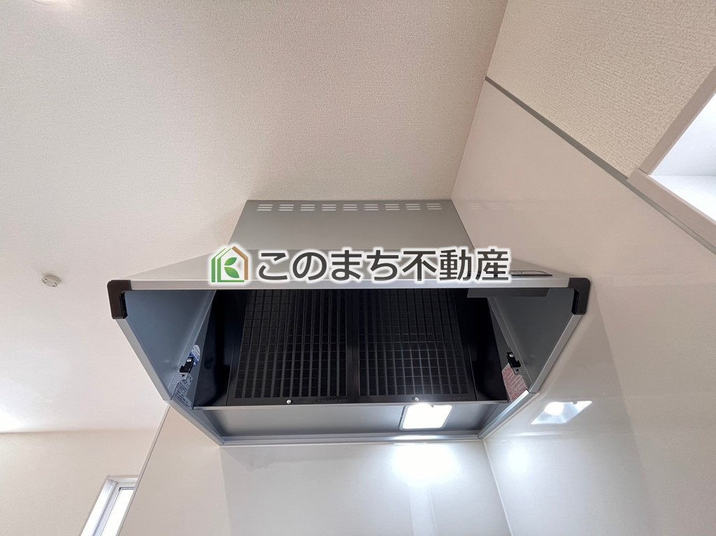LiveleGarden.S宇都宮市江曽島本町のキッチン|お料理の匂いもスッキリ♪シンプルデザインで掃除も簡単‼