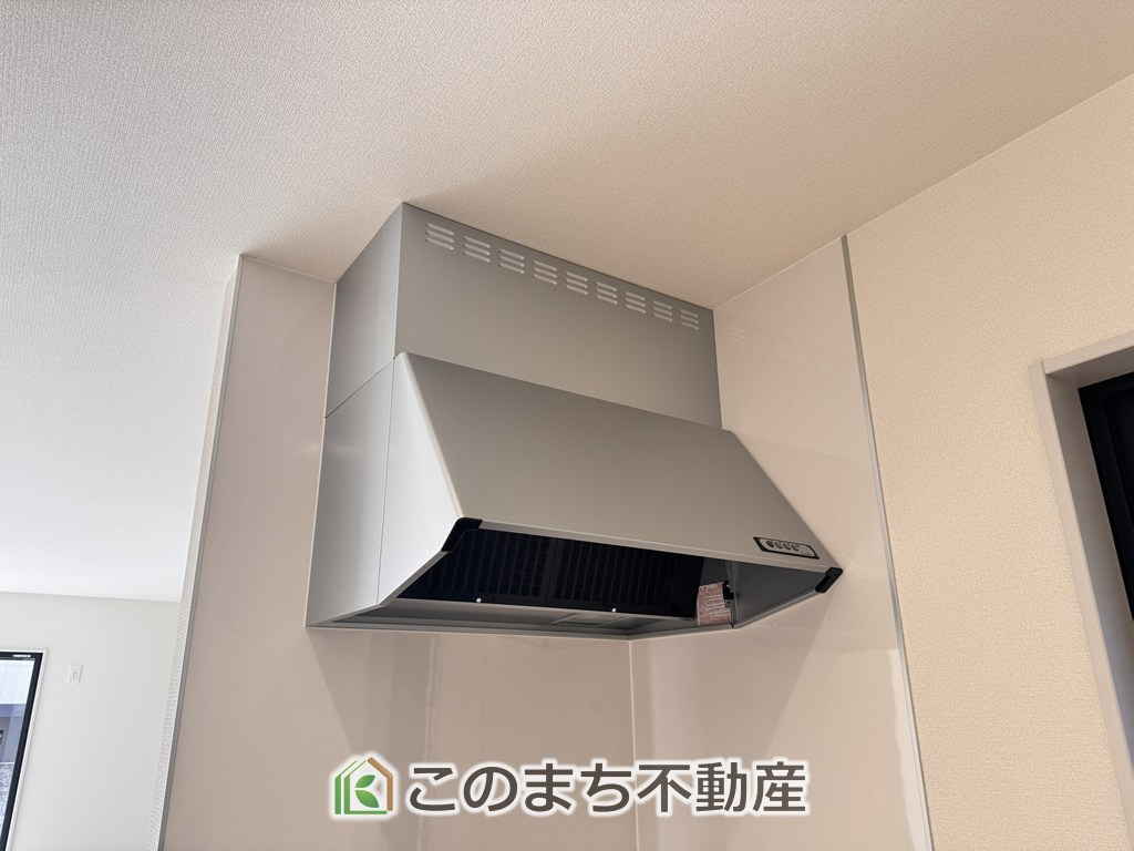 LiveleGarden.S宇都宮市江曽島本町のキッチン|お料理の匂いもスッキリ♪シンプルデザインで掃除も簡単‼