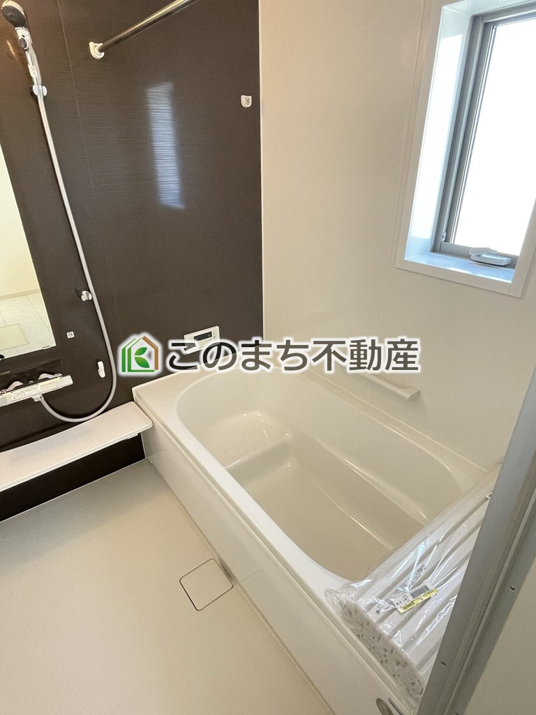 LiveleGarden.S宇都宮市江曽島本町の浴室|同社施工物件の写真です。※建具やフローリング、その他仕様が異なる場合がございます。