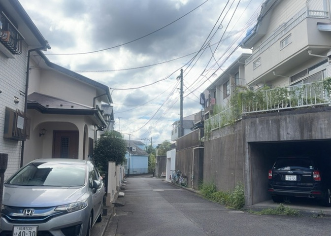 【展望】 | 土地の地勢が高台の場合、景色を綺麗にみることができ、景色にこだわってお家探ししている方におすすめです！また平坦地よりも風通しがいいというメリットがあります。デメリットもあるので是非現地でご確認下さい。