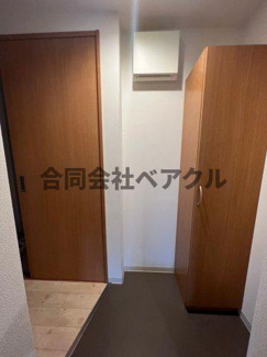 【玄関】 | Requie深草 | シンプルで使いやすい玄関です