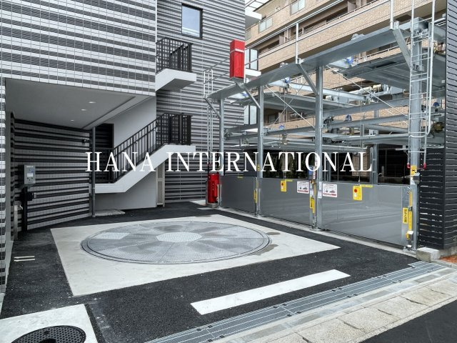 イーストサイドレジデンスの駐車場
