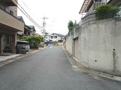 【前面道路含む現地写真】 | 安芸郡府中町鹿籠２丁目