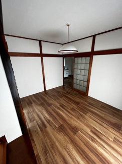 【居間・リビング】 | 広島市安芸区中野東6丁目　収益戸建