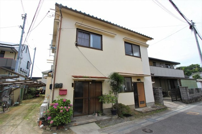 【外観】 | 安芸郡府中町石井城１丁目　売アパート | 2階建