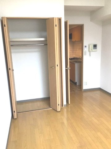 シャルマンフジ新大阪の居間・リビング