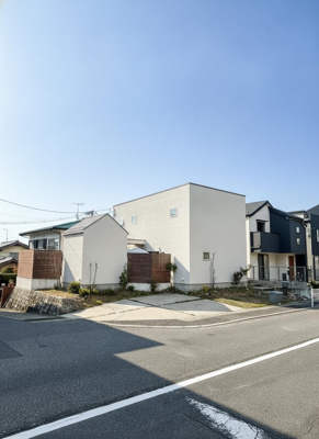 【前面道路含む現地写真】 | 広島市東区戸坂新町2