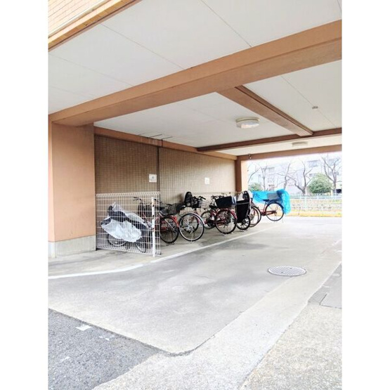 【駐車場】 | オオタかなれ川ハイツ