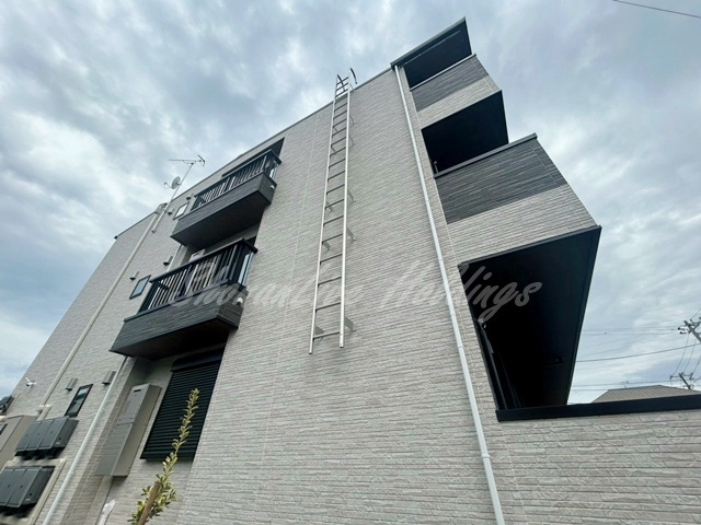 茅ヶ崎市松林１丁目のアパートの外観