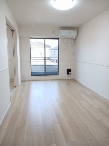 ハピネス　Ｓｕｇｉｕｒａ　　刈谷市近郊の賃貸ならクラスホーム刈谷店の居間・リビング|使いやすい居間です