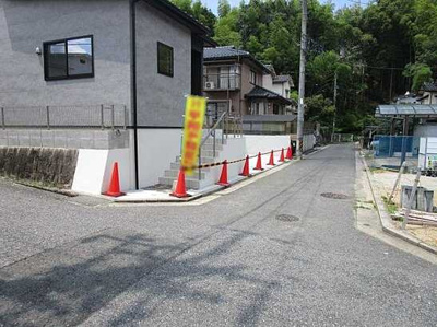 【前面道路含む現地写真】 | 広島市安佐南区相田７丁目 豊松園