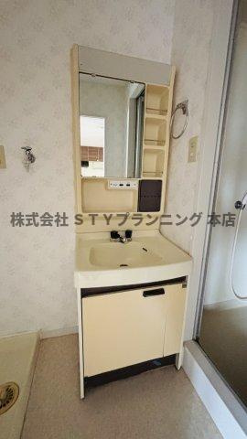 仲介手数料0円！メルローズ2号館の独立洗面台
