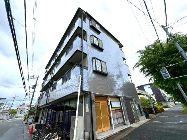 エイト富田林