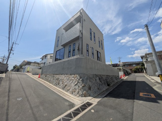 【前面道路含む現地写真】 | 【府中町柳ヶ丘】共働きを支える家事ラク動線！18帖超LDK×オール電化の新築戸建