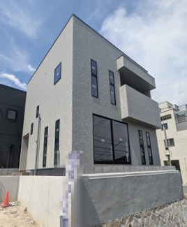【外観】 | 【府中町柳ヶ丘】共働きを支える家事ラク動線！18帖超LDK×オール電化の新築戸建 | 住宅購入のことなら全てサポートしています！理想の住まいを実現いたします。