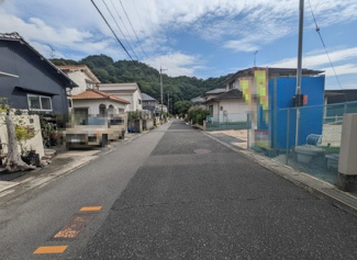 【前面道路含む現地写真】 | 【瀬戸ハイム4】ZEH×オール電化の省エネ住宅！駐車3台可