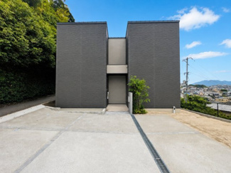 【外観】 | 安芸郡府中町宮の町３丁目No.3 | 落ち着いた暮らしをかなえる閑静な住宅街。
暮らしやすさで人気の安芸郡府中町の物件です。
住宅購入のことなら全てサポートしています！理想の住まいを実現いたします。
