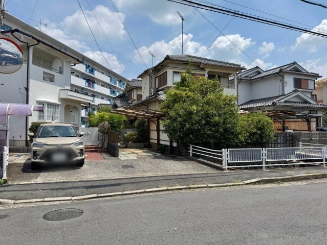栗東市出庭　建築条件無し売土地の外観|建築条件なしの約50.8坪。落ち着いた住宅地で、ご希望に合わせた住まいづくりを始めませんか。