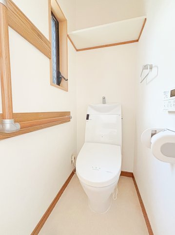 北町5丁目戸建のトイレ