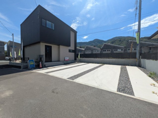 【前面道路含む現地写真】 | 広島市安芸区中野２丁目No.1