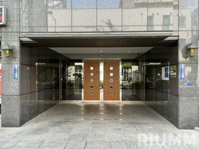 【エントランス】 | パレステュディオ新宿パークサイド