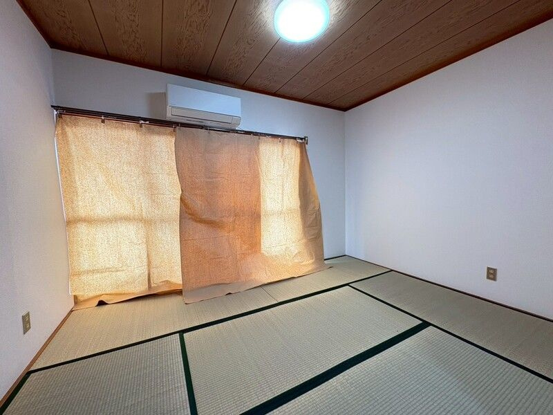ハイツ平の和室