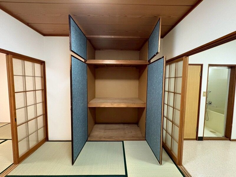 ハイツ平の和室