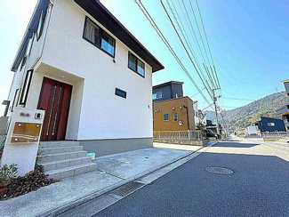 【外観】 | 広島市安佐南区山本新町５丁目 東亜祇園ニュータウン春日野