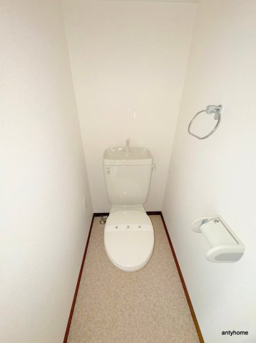 エクセレント上新13　仲介手数料無料のトイレ