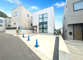 【外観】 | 【馬木6No.3】駐車3台可♪広々19LDKと家事ラク空間が魅力の家 | 住宅購入のことなら全てサポートしています！理想の住まいを実現いたします。