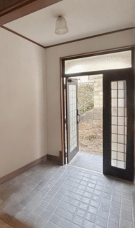 【玄関】 | 安芸郡熊野町呉地5丁目　皇帝ハイツ | ※CGで家具小物等を消したイメージです。