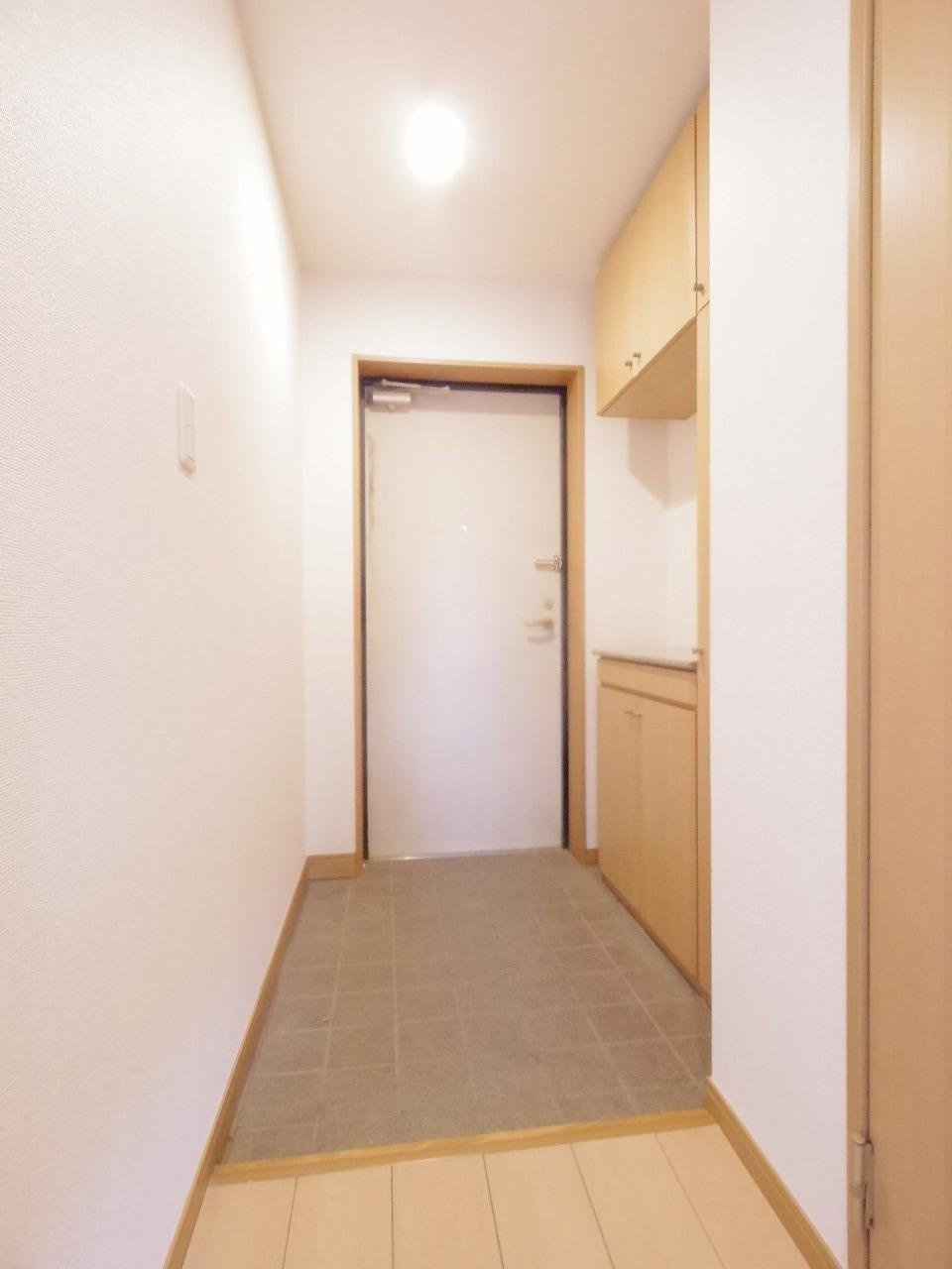 シャンクレール清瀬の玄関