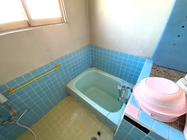 【商談中】網走市字藻琴210番4中古住宅の浴室