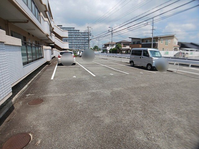 【駐車場】 | リバーサイドＡ | 駐車スペースもあります