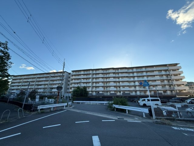 メイツ醍醐デュアラの外観