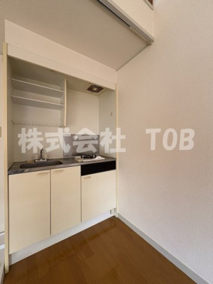 【キッチン】 | ロイヤルハイムＢ | 別部屋参考写真