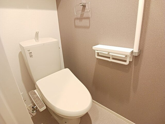 【トイレ】 | ベル　ソレイユ | 落ち着いた色調のトイレです