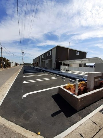 フランプロムナード　Ⅱの駐車場|駐車場に車を止められます