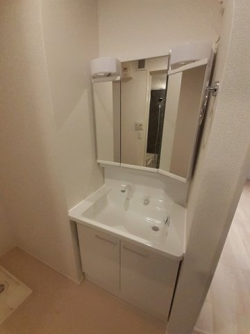 フランプロムナード　Ⅱの洗面所|ゆったりとスペースのある洗面所