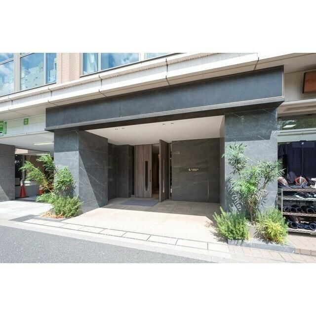 ＬａＳａｎｔｅ池田山のエントランス