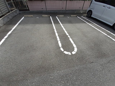 【駐車場】 | アン　シャイン | カースペースがあります