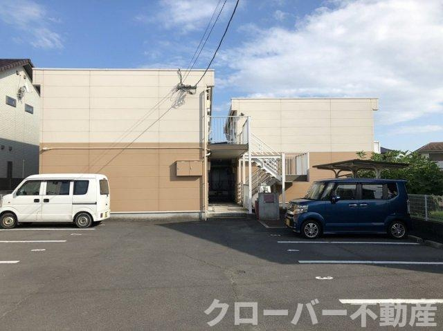 レオパレスキララの外観