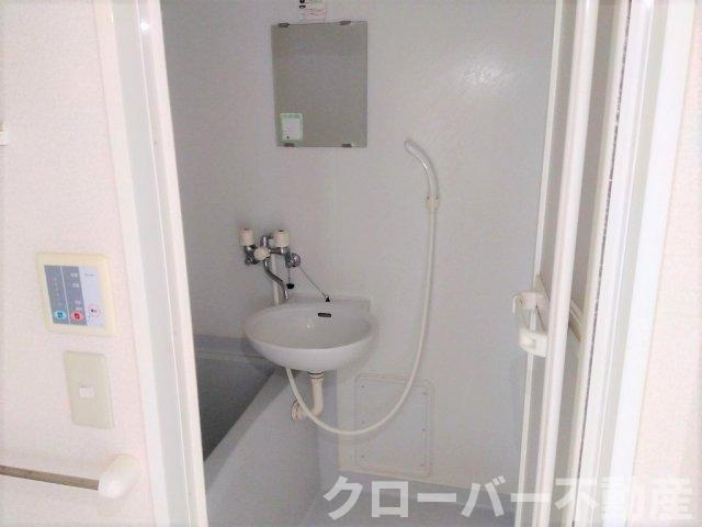 レオパレスキララの浴室