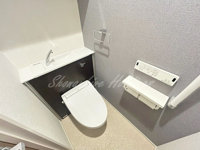 茅ヶ崎市松林１丁目のアパートのトイレ