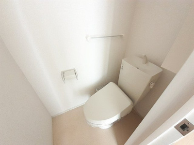 【トイレ】 | エストソーレⅡ | コンパクトで使いやすいトイレです