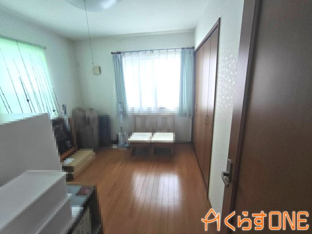 【洋室】 | 無垢材の自然派プロバンス風住宅／姫路市白浜町
