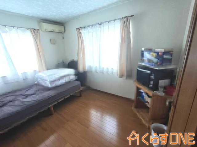 【洋室】 | 無垢材の自然派プロバンス風住宅／姫路市白浜町