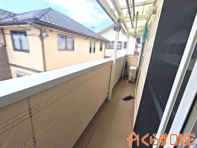 【バルコニー】 | 無垢材の自然派プロバンス風住宅／姫路市白浜町